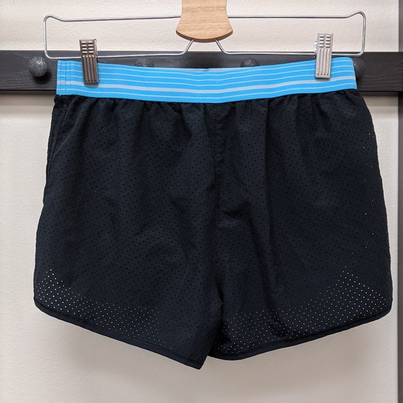 39% OFF — Under Armor Athletic Mesh Shorts - Picture 2 of 2